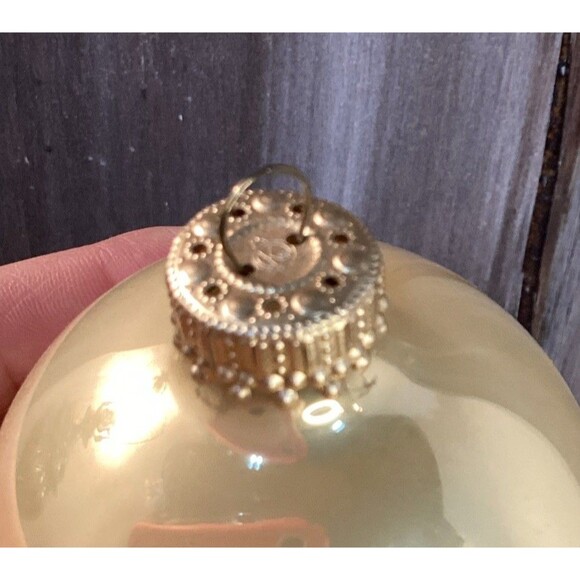 Christmas by Krebs Hand Decorated Ornaments 4 Mica Gold Glass Balls Boxed - Picture 10 of 10